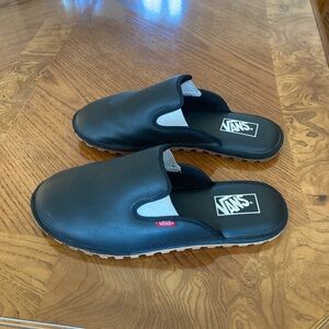 Vans Mountain Mule MTE Slippers mens size 10 black  leather